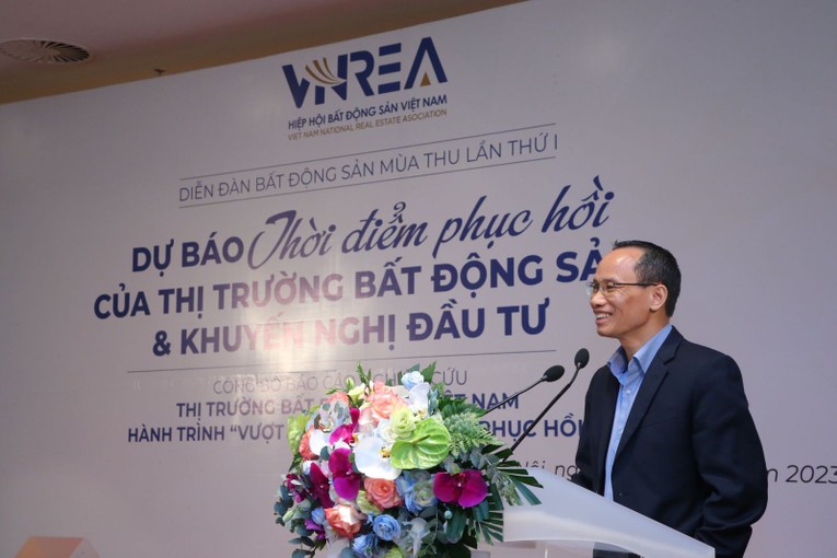 TS Cấn Văn Lực - Chuy&ecirc;n gia 555Win login đăng nhập trưởng BIDV, Th&agrave;nh vi&ecirc;n Hội đồng Tư vấn ch&iacute;nh s&aacute;ch t&agrave;i ch&iacute;nh - tiền tệ Quốc gia. Ảnh: Reatimes.