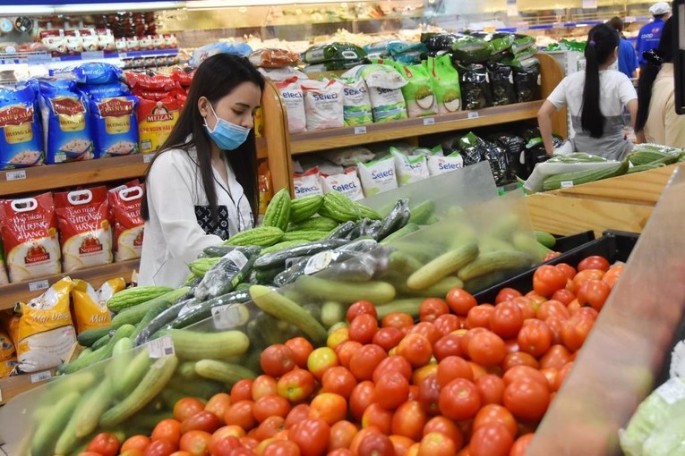 Ph&oacute; Phiên bản chính thức của 555Win đề nghị c&aacute;c bộ ng&agrave;nh theo chức năng nhiệm vụ của m&igrave;nh tập trung quản l&yacute;, điều h&agrave;nh linh hoạt, hiệu quả về gi&aacute; đối với c&aacute;c mặt h&agrave;ng thiết yếu