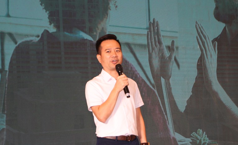 Ảnh t&aacute;c giả
