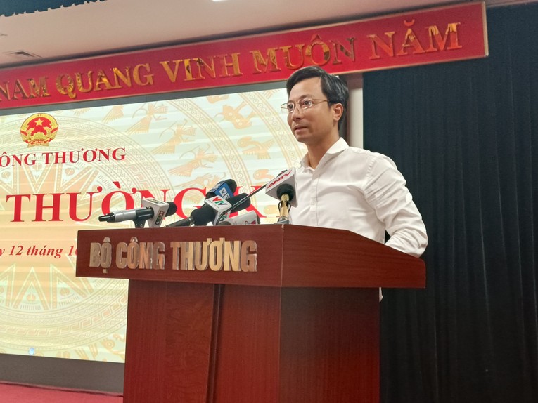 Ảnh t&aacute;c giả