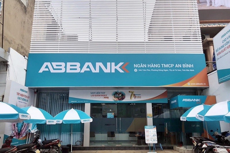 55win.com - Trang Cược Uy Tín Cao Nhất 2025 k&eacute;m khởi sắc, ABBank b&aacute;o l&atilde;i trước thuế thấp nhất trong 4 năm