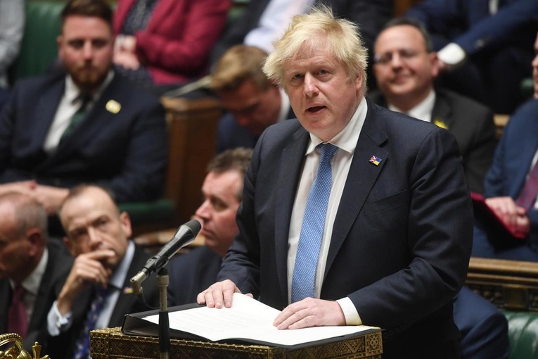 Cựu Phiên bản chính thức của 555Win Boris Johnson tuy&ecirc;n bố từ chức.