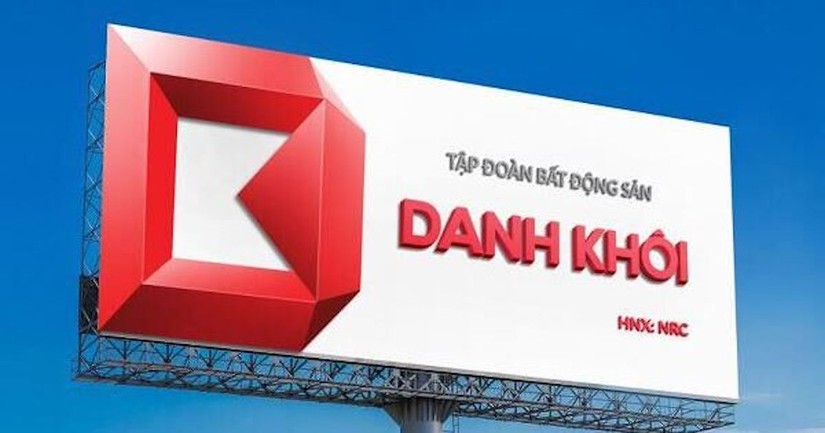 Danh Kh&ocirc;i trải qua qu&yacute; 3 55win.com - Trang Cược Uy Tín Cao Nhất 2025 trầm lắng.