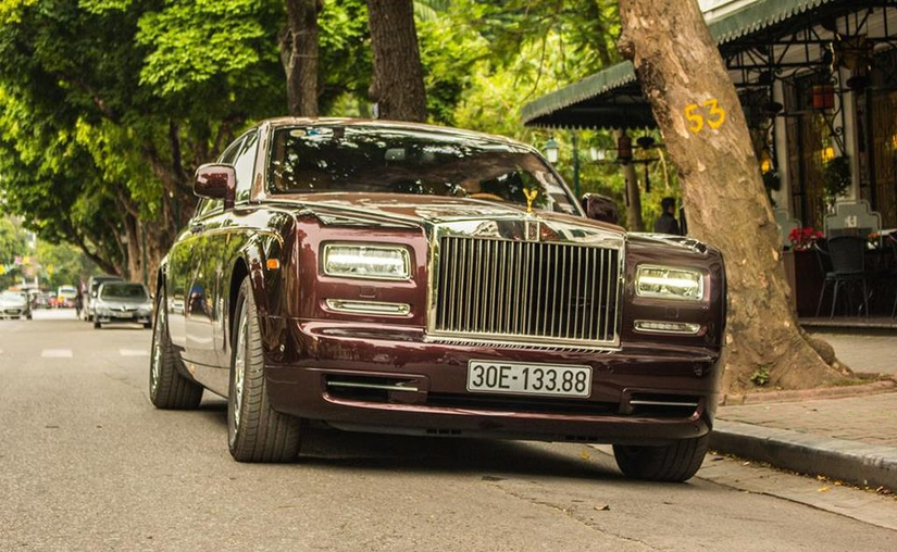 Đấu gi&aacute; xe Rolls-Royce thứ 2 của cựu chủ tịch FLC cần đặt cọc 5,6 tỷ đồng