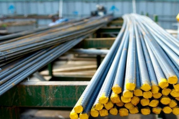 Doanh nghiệp thép đầu tiên công bố báo cáo tài chính quý 3, lại thua lỗ