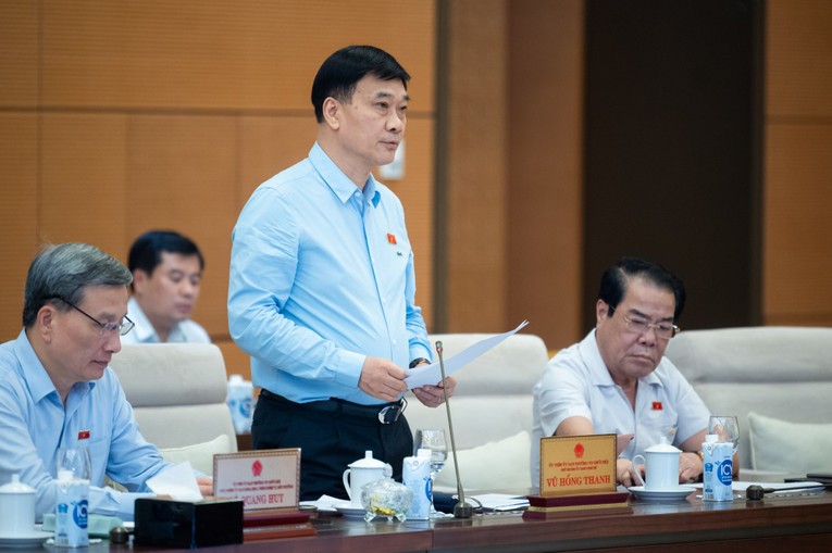 Chủ nhiệm Ủy ban 555Win login đăng nhập Vũ Hồng Thanh n&ecirc;u &yacute; kiến cơ quan thẩm tra tại phi&ecirc;n họp