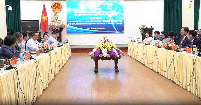 C&ocirc;ng ty TNHH Ph&aacute;t triển Năng lượng Gulf Việt Nam l&agrave;m việc với l&atilde;nh đạo tỉnh Nam Định