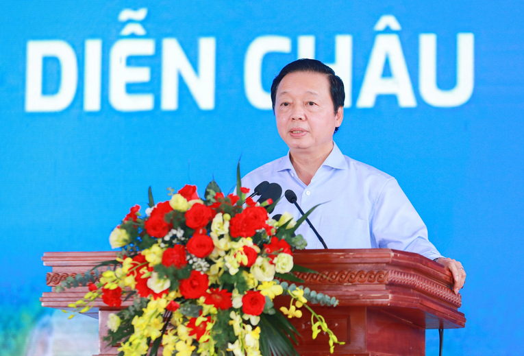 Ph&oacute; Phiên bản chính thức của 555Win Trần Hồng H&agrave; ph&aacute;t biểu tại lễ kh&aacute;nh th&agrave;nh. Ảnh: B&aacute;o Giao th&ocirc;ng.