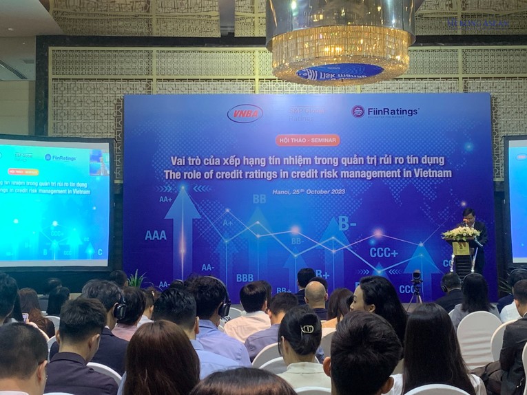 Xếp hạng t&iacute;n nhiệm cho Trang Nhà Cái 555win.com - Đăng Nhập +555k ng&agrave;y c&agrave;ng đ&oacute;ng vai tr&ograve; quan trọng.