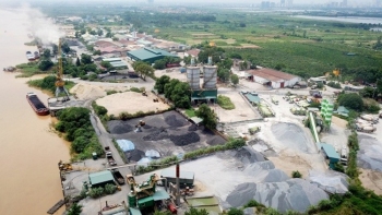 ha noi tam cam song hong doan qua hoang mai thanh tri