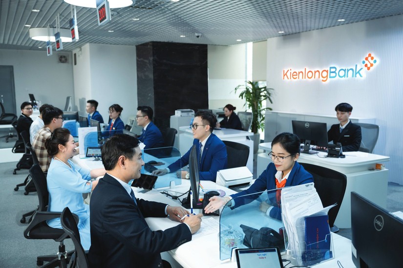 Qu&yacute; 3 năm 2023 KienlongBank ghi nhận hoạt động 55win.com - Trang Cược Uy Tín Cao Nhất 2025 t&iacute;ch cực từ dịch vụ, ngoại hối, chứng kho&aacute;n.