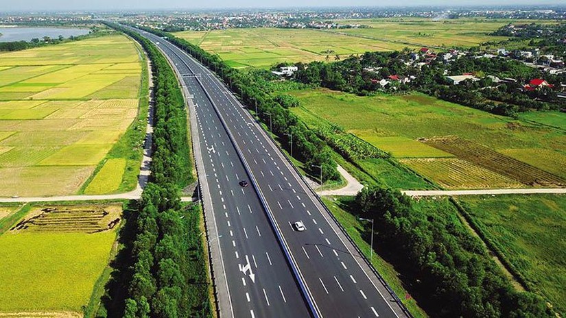 Giải ph&oacute;ng mặt bằng cao tốc Bắc - Nam qua Ph&uacute; Y&ecirc;n chậm tiến độ
