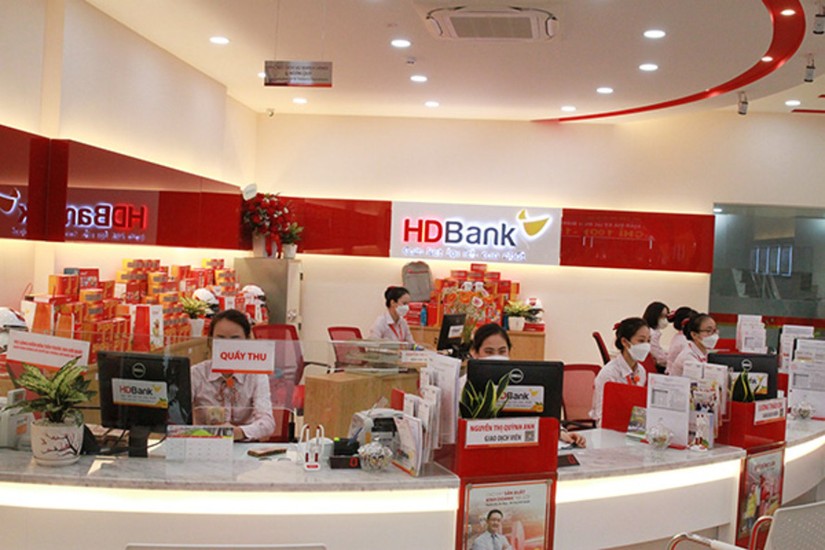 L&atilde;nh đạo HDBank mua v&agrave;o hơn 659.000 cổ phiếu