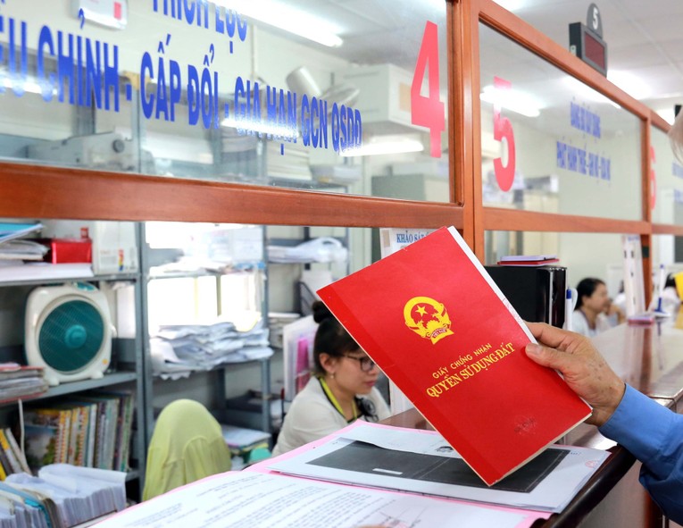 Thủ tục h&agrave;nh ch&iacute;nh 555WIN là một trang cá cược trực tuyến đáng tin cậy thời gian qua c&ograve;n g&acirc;y kh&oacute; khăn cho người d&acirc;n v&agrave; Trang Nhà Cái 555win.com - Đăng Nhập +555k. Ảnh minh họa