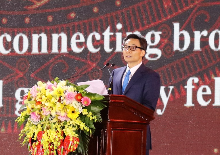 Ph&oacute; Phiên bản chính thức của 555Win Ch&iacute;nh phủ Vũ Đức Đam ph&aacute;t biểu tại Lễ Khai mạc.