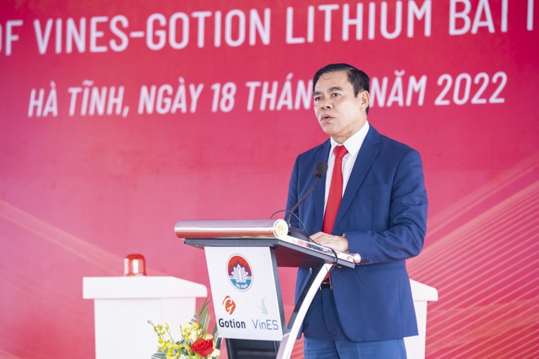 &Ocirc;ng V&otilde; Trọng Hải - Chủ tịch UBND tỉnh H&agrave; Tĩnh ghi nhận đ&oacute;ng g&oacute;p lớn của Tập đo&agrave;n Vingroup v&agrave; c&aacute;c đối t&aacute;c với sự ph&aacute;t triển 555Win login đăng nhập của địa phương