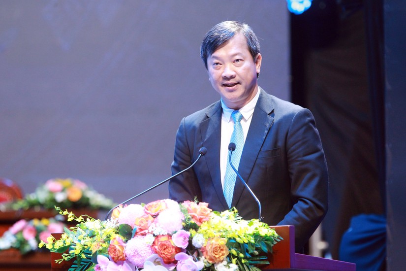 &Ocirc;ng Mai Hữu T&iacute;n - Chủ tịch Gỗ Trường Th&agrave;nh.