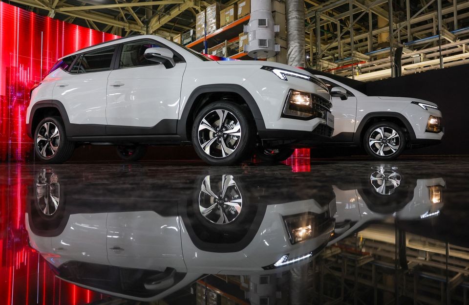 Chiếc Moskvich 3 sẽ tới tay kh&aacute;ch h&agrave;ng Nga v&agrave;o th&aacute;ng 12 cuối năm nay với mức gi&aacute; chưa được h&atilde;ng tiết lộ. Ảnh: Reuters