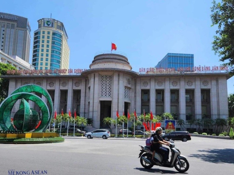 NHNN l&ecirc;n tiếng khi Việt Nam trở lại danh s&aacute;ch gi&aacute;m s&aacute;t ngoại hối của Mỹ