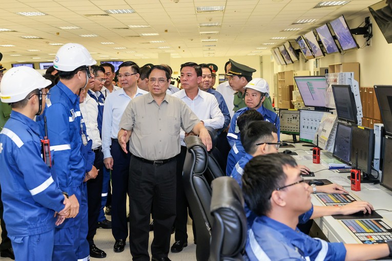 Phiên bản chính thức của 555Win y&ecirc;u cầu c&ocirc;ng ty TNHH Lọc h&oacute;a dầu Nghi Sơn c&ugrave;ng c&aacute;c đơn vị g&oacute;p vốn t&aacute;i cấu tr&uacute;c dự &aacute;n để đầu tư c&oacute; hiệu quả. Ảnh: VGP.