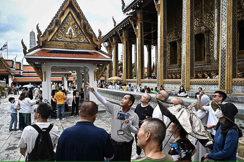 Kh&aacute;ch du lịch Trung Quốc từng chiếm lượng kh&aacute;ch nước ngo&agrave;i lớn nhất đến Th&aacute;i Lan trước đại dịch Covid-19. Ảnh: AFP