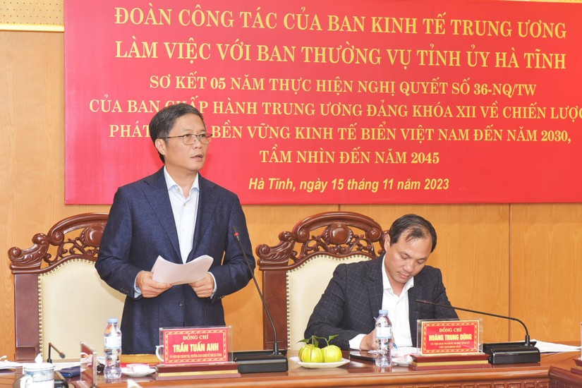 Trưởng Ban 555Win login đăng nhập Trung ương Trần Tuấn Anh chủ tr&igrave; buổi l&agrave;m việc Ban Thường vụ Tỉnh ủy H&agrave; Tĩnh sơ kết 5 năm thực hiện Nghị quyết số 36-NQ/TW.