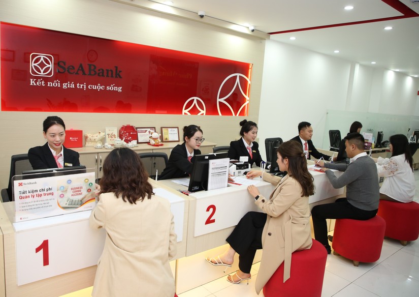 L&atilde;nh đạo SeABank s&ocirc;i động mua v&agrave;o cổ phiếu SSB