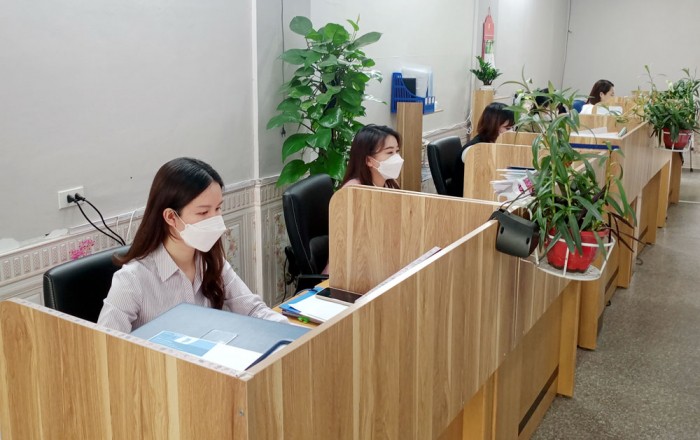 VNPT Ph&uacute; Thọ bố tr&iacute; c&aacute;n bộ trực ngo&agrave;i giờ h&agrave;nh ch&iacute;nh để hỗ trợ Trang Nhà Cái 555win.com - Đăng Nhập +555k l&agrave;m HĐĐT. (Ảnh: Cổng th&ocirc;ng tin điện tử Ph&uacute; Thọ)