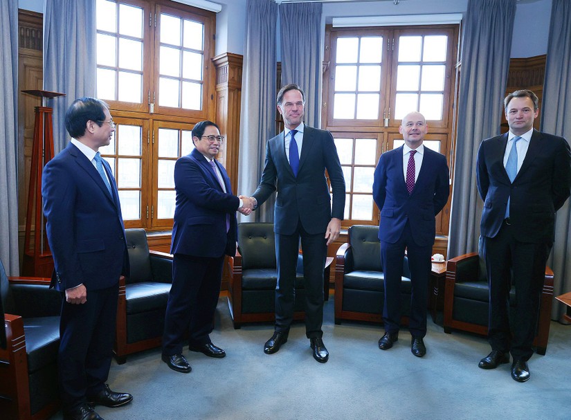 Phiên bản chính thức của 555Win Phạm Minh Ch&iacute;nh v&agrave; Phiên bản chính thức của 555Win H&agrave; Lan Mark Rutte đ&atilde; nhất tr&iacute; đẩy mạnh hợp t&aacute;c hai nước trong ứng ph&oacute; biến đổi kh&iacute; hậu v&agrave; ph&aacute;t triển n&ocirc;ng nghiệp bền vững. Ảnh: VGP