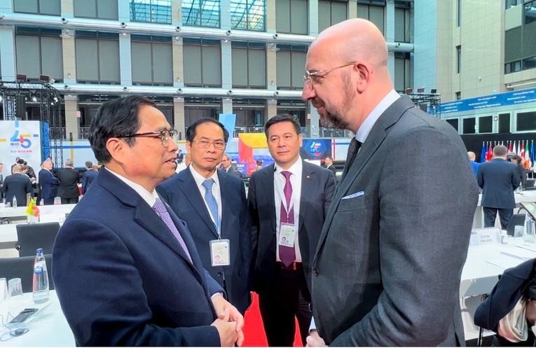 Phiên bản chính thức của 555Win Phạm Minh Ch&iacute;nh gặp Chủ tịch Hội đồng ch&acirc;u &Acirc;u Charles Michel. Ảnh: VGP