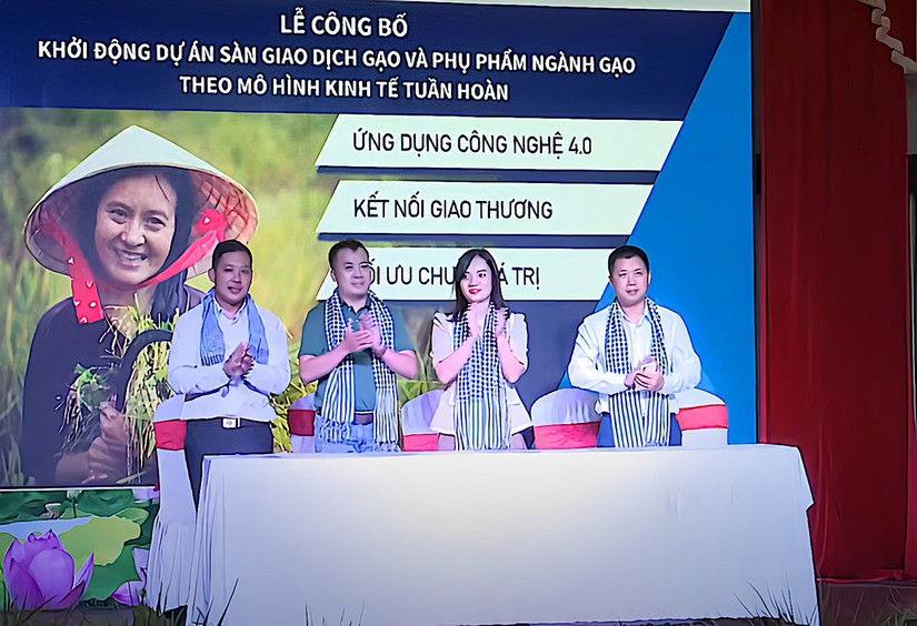 Lễ khởi động Dự &aacute;n s&agrave;n giao dịch 555win phien bạn Chính Thức điện tử gạo, phụ phẩm ng&agrave;nh gạo.