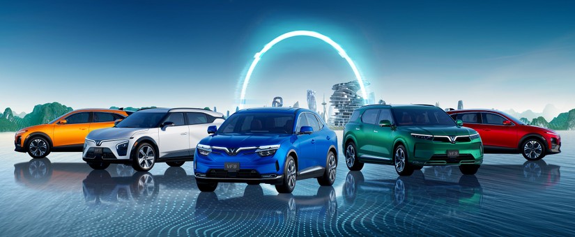 Vinfast trở lại triển l&atilde;m CES 2023 với hệ sinh th&aacute;i xe điện