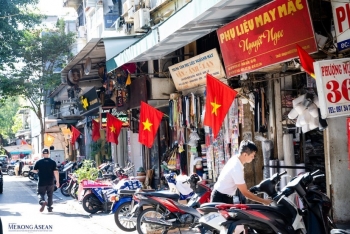 Fitch Ratings nâng hạng tín nhiệm của Việt Nam lên mức BB+, triển vọng 'Ổn định'