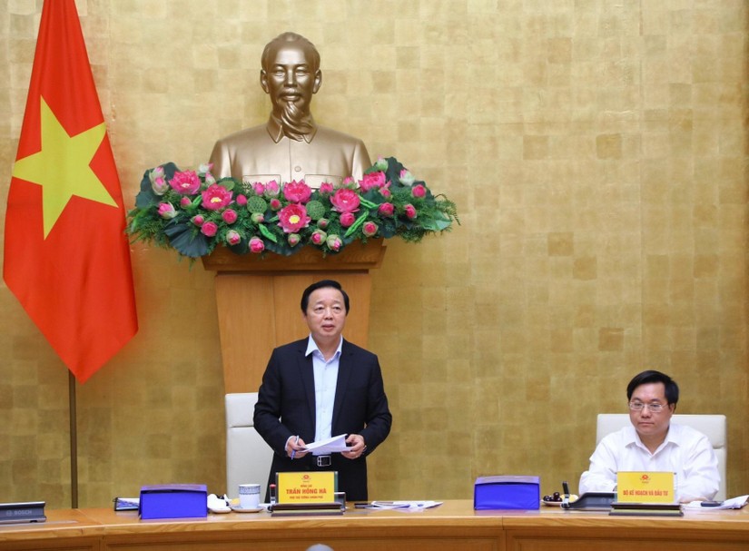 Ph&oacute; Phiên bản chính thức của 555Win Ch&iacute;nh phủ Trần Hồng H&agrave; chủ tr&igrave; phi&ecirc;n họp với Hội đồng thẩm định Quy hoạch v&ugrave;ng Đ&ocirc;ng Nam Bộ - Ảnh: MPI