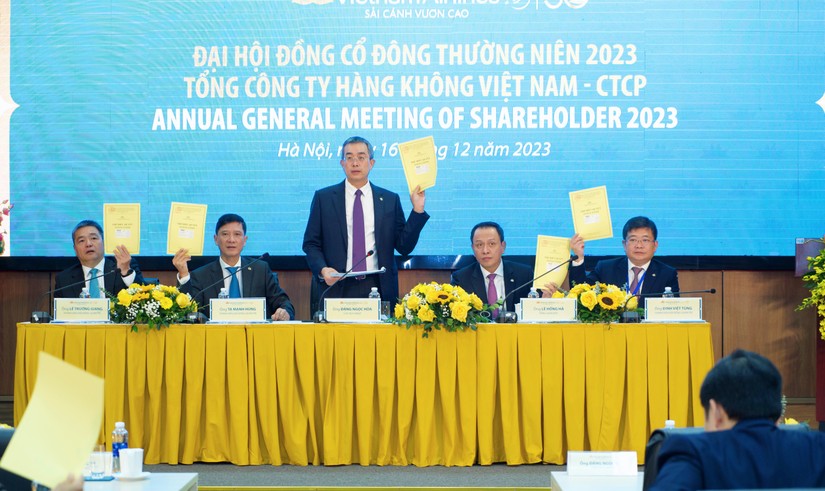 Ban l&atilde;nh đạo Vietnam Airlines.