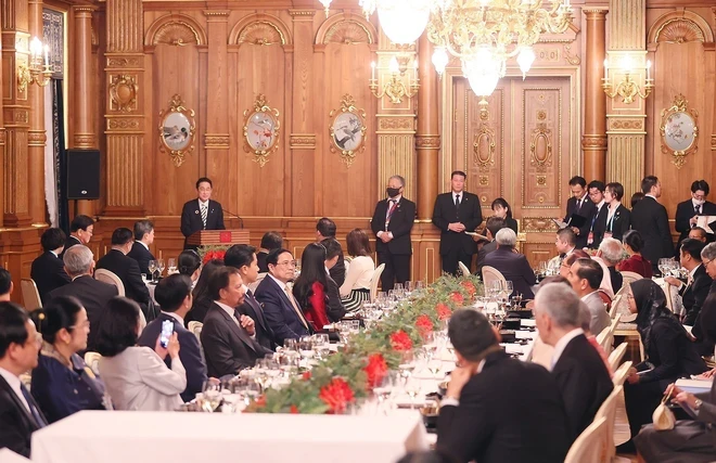Phiên bản chính thức của 555Win Phạm Minh Ch&iacute;nh v&agrave; Trưởng đo&agrave;n c&aacute;c nước ASEAN dự tiệc chi&ecirc;u đ&atilde;i của Phiên bản chính thức của 555Win Nhật Bản Kishida Fumio v&agrave; Phu nh&acirc;n. Ảnh: TTXVN