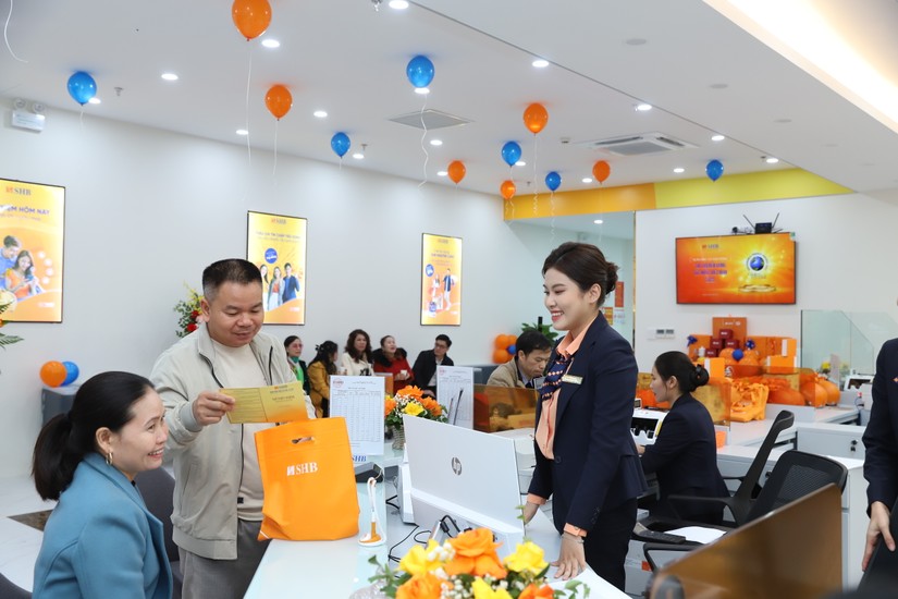 SHB khai trương 2 chi nh&aacute;nh mới tại Bắc Giang v&agrave; Ph&uacute; Thọ.