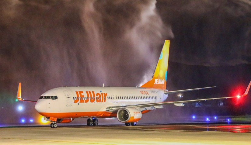 Chuyến bay 555win phien bạn Chính Thức đầu ti&ecirc;n từ Incheon đến Li&ecirc;n Khương do Jeju Air khai th&aacute;c. Ảnh: B&aacute;o L&acirc;m Đồng.