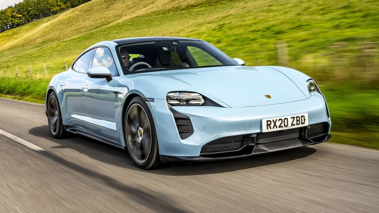 Triệu hồi mẫu xe điện duy nhất của Porsche tại Việt Nam do nguy cơ ch&aacute;y nổ pin